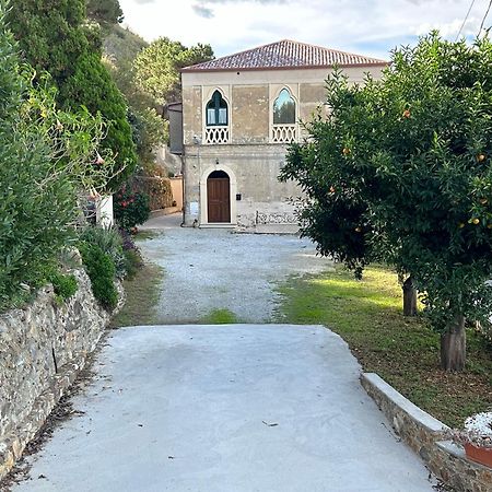 Dimora Le Pietre Del Mare Hotel Pizzo  Eksteriør billede
