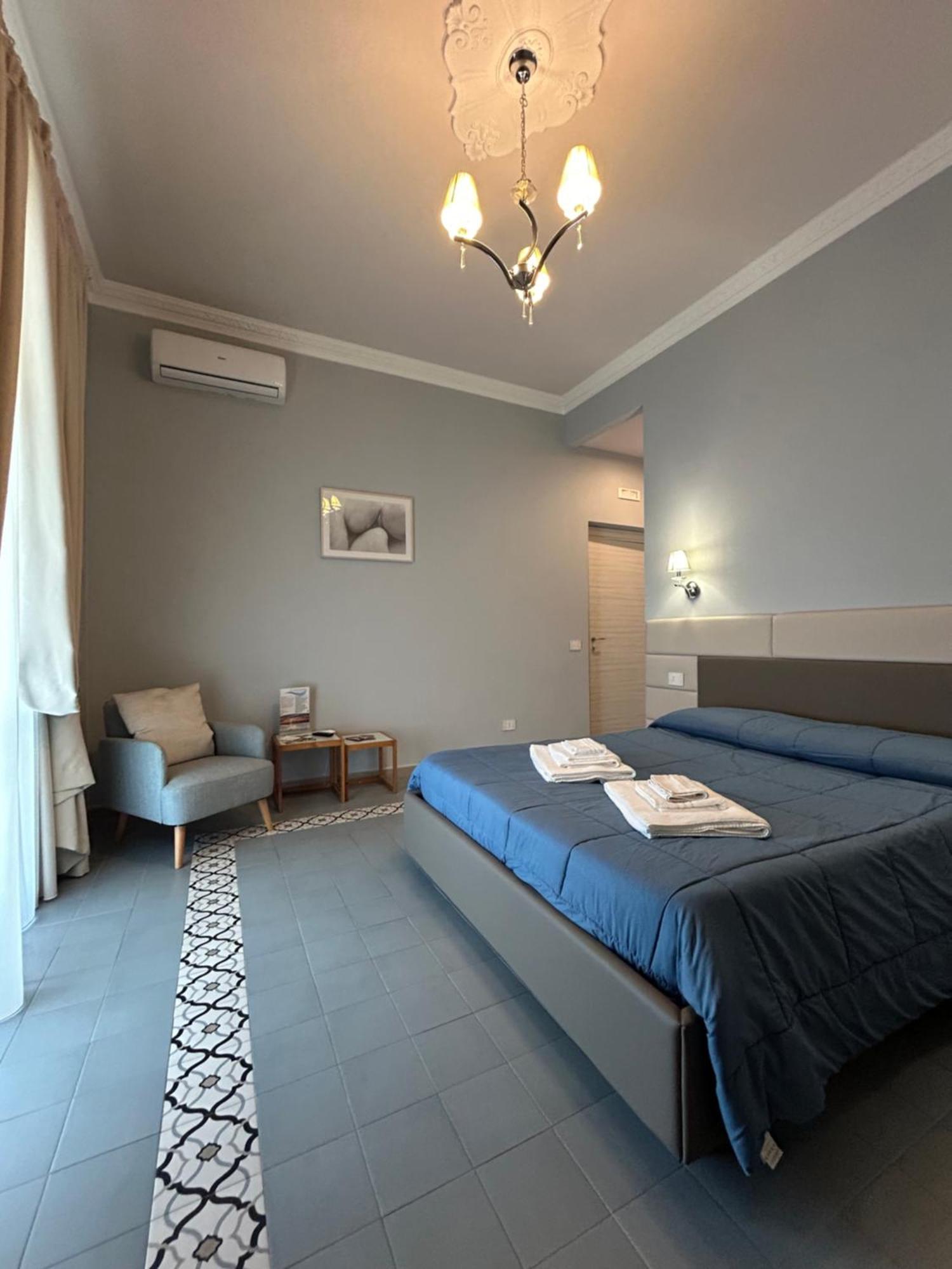 Dimora Le Pietre Del Mare Hotel Pizzo  Eksteriør billede